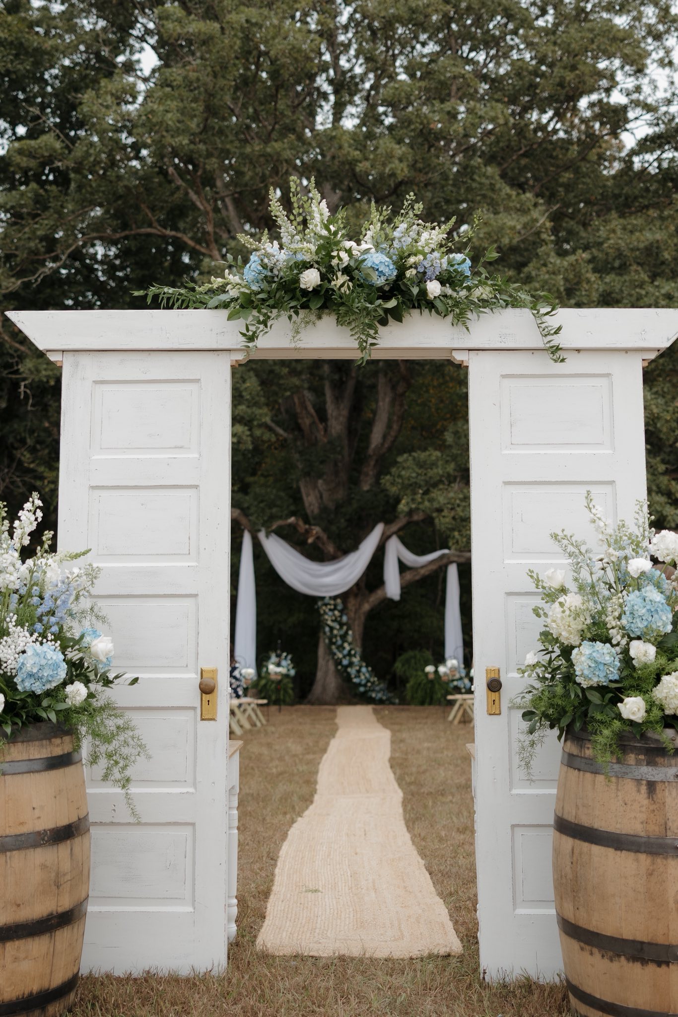 Wedding ceremony under the oak tree